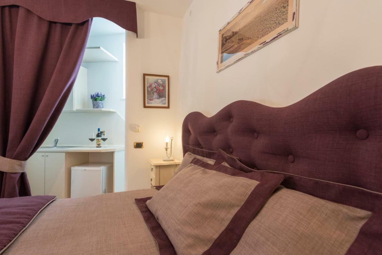 Villa Goccia Di Vino La Morra Bagian luar foto