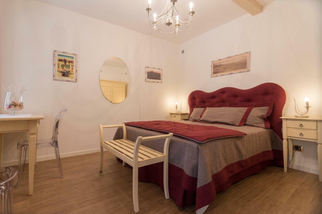 Villa Goccia Di Vino La Morra Bagian luar foto